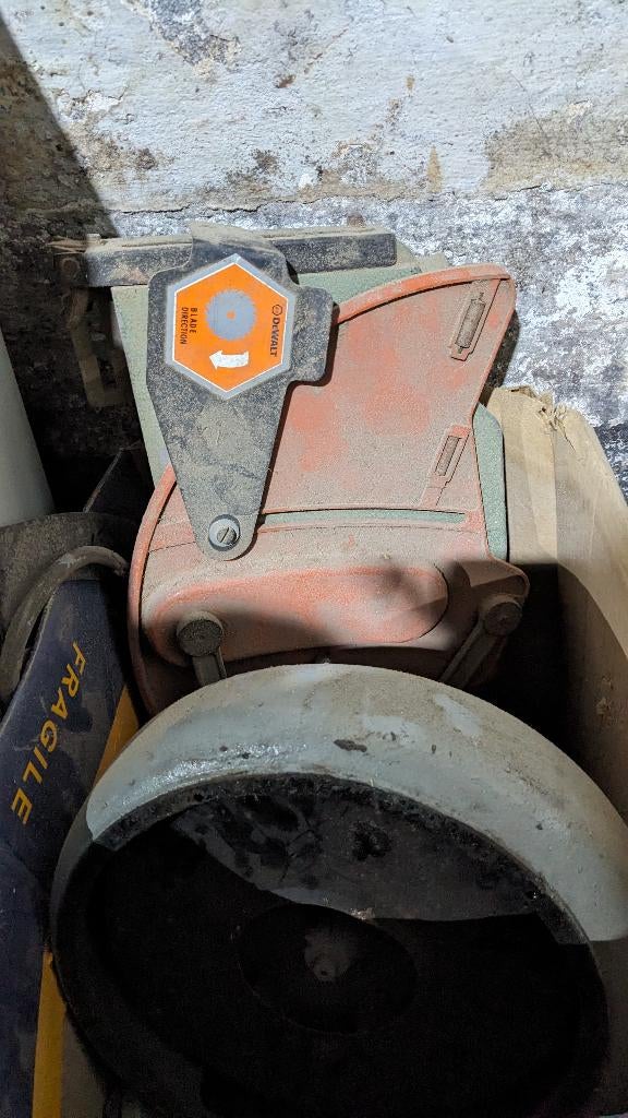 Dewalt 1370 Radiaalzaag zonder onderstel, Doe-het-zelf en Bouw, Ophalen, Gebruikt, 70 mm of meer, Dewalt