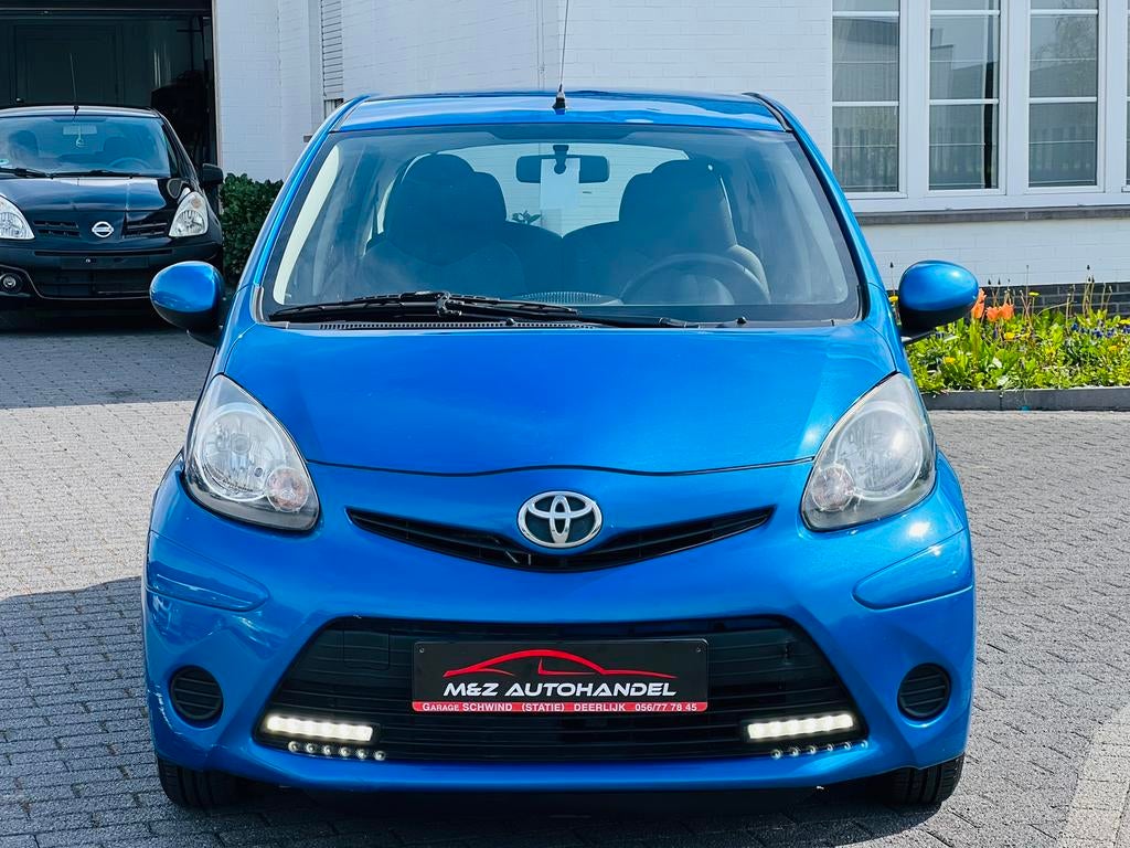 Toyota Aygo 1.0i benzine * 2012 * Euro 5 * 153.000 km *, Autos, Toyota, Rétroviseurs électriques, Euro 5, Achat, Entreprise