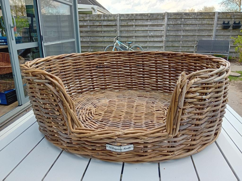 Mand hond 51 Degrees North, Dieren en Toebehoren, Hondenmanden, Ophalen