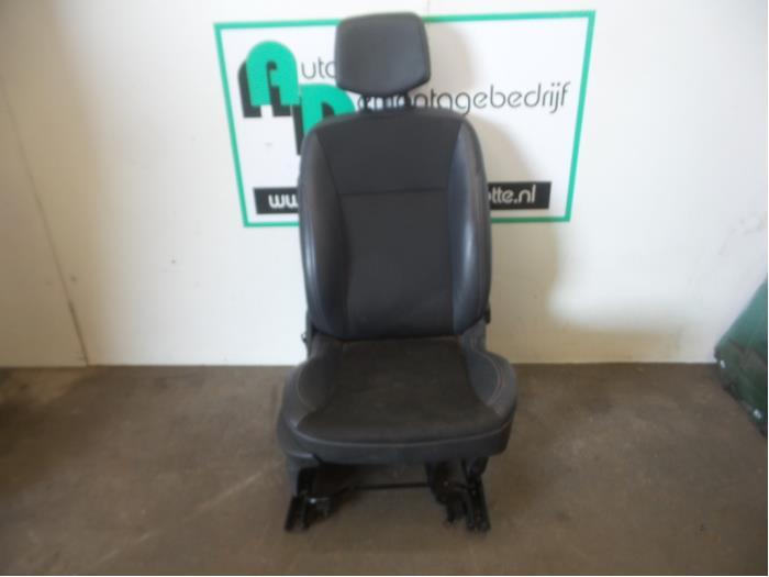 Siège droit d'un Renault Clio (Clio 3 06-), Autos : Pièces & Accessoires, Renault, -, 3 mois de garantie, Utilisé