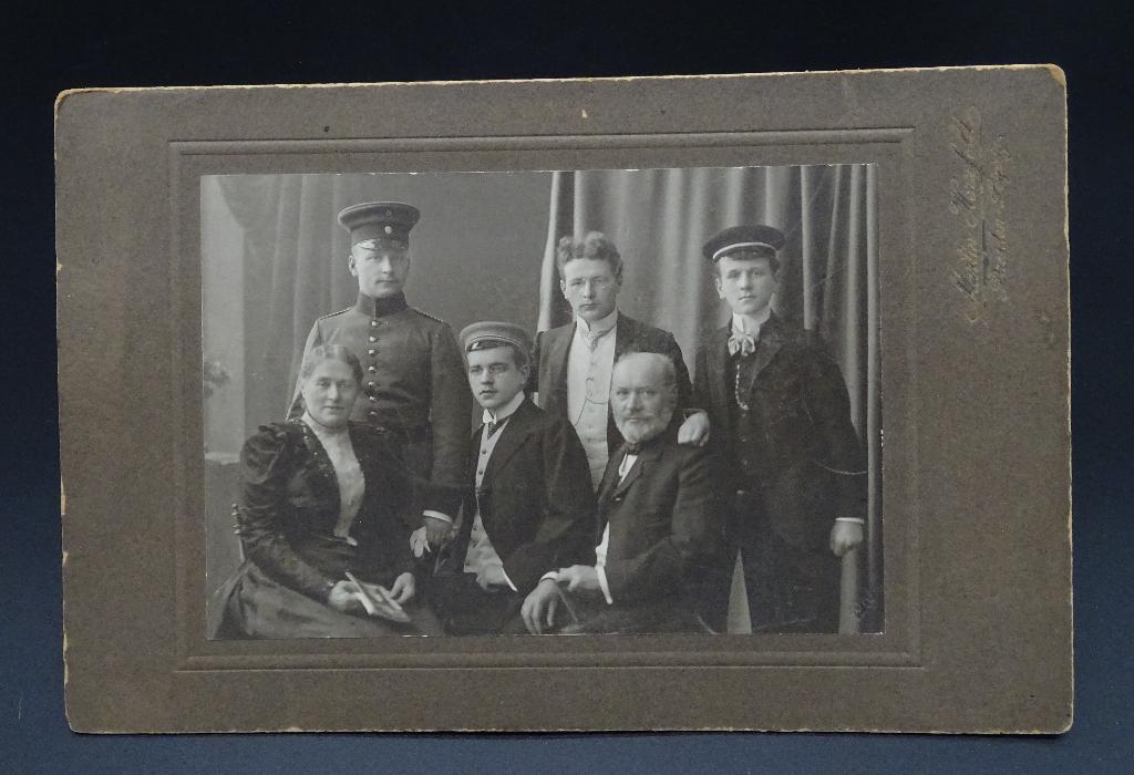 Duitse CDV soldaat met familie wo1 (190/5), Ophalen of Verzenden, Landmacht, Foto of Poster