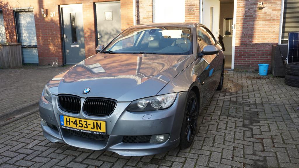 BMW E92 320i, Autos, Achat, Boîte manuelle, Particulier, Essence