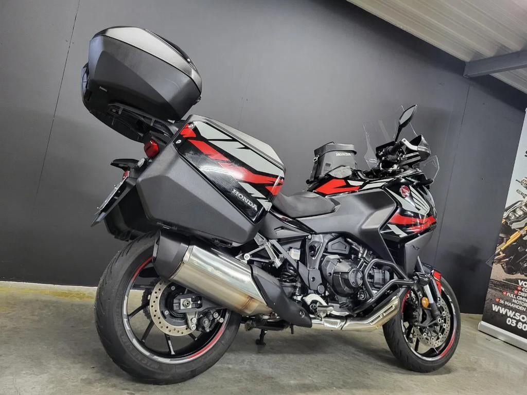 Honda NT 1100 (DCT) heerlijke automatische alleskunner - foto 3