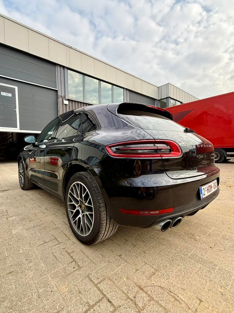 Porsche Macan 2.0 Benzine – 252 PK | Full Option |, Auto's, Porsche, USB, 4 cilinders, Zwart, Leder