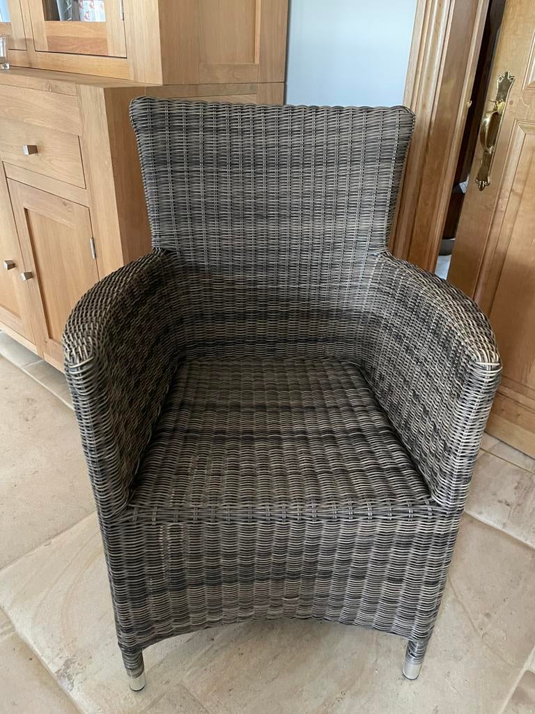 Living of tuinstoel, Ophalen, Zo goed als nieuw