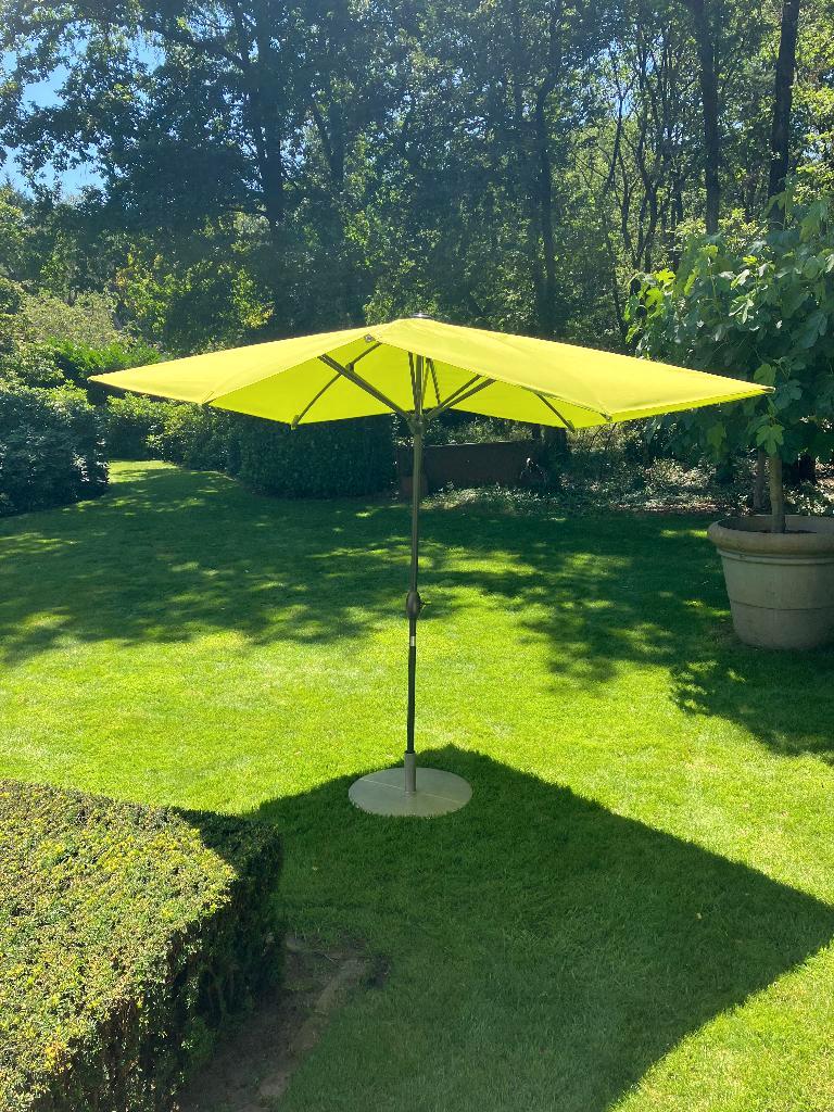 Parasol van Sediamo, lichtgroen als nieuw, Ophalen, Zo goed als nieuw, 2 tot 3 meter, Stokparasol
