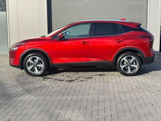 Nissan Qasqai benzine automaat pano dak, Auto's, 4 cilinders, Leder, Bedrijf, 5 zetels