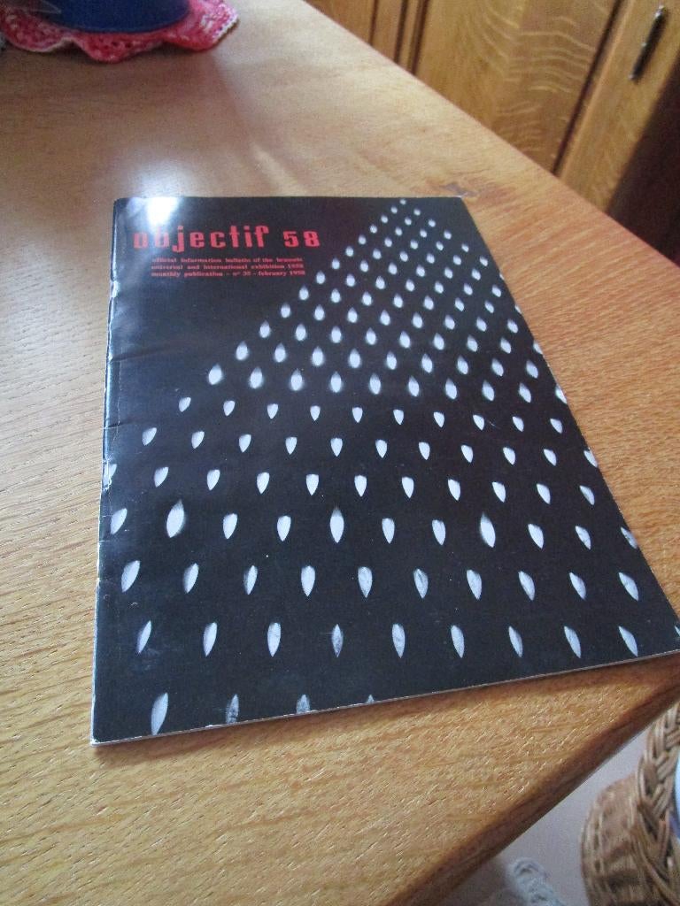 Magazine mensuel, Envoi