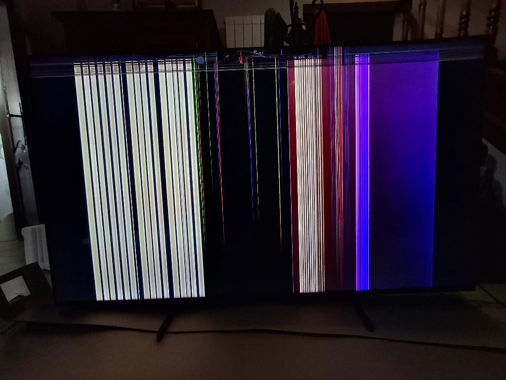 Smart tele hisense 85 pouces en panne, TV, Hi-fi & Vidéo, Autres marques, LED, 80 à 100 cm, Enlèvement