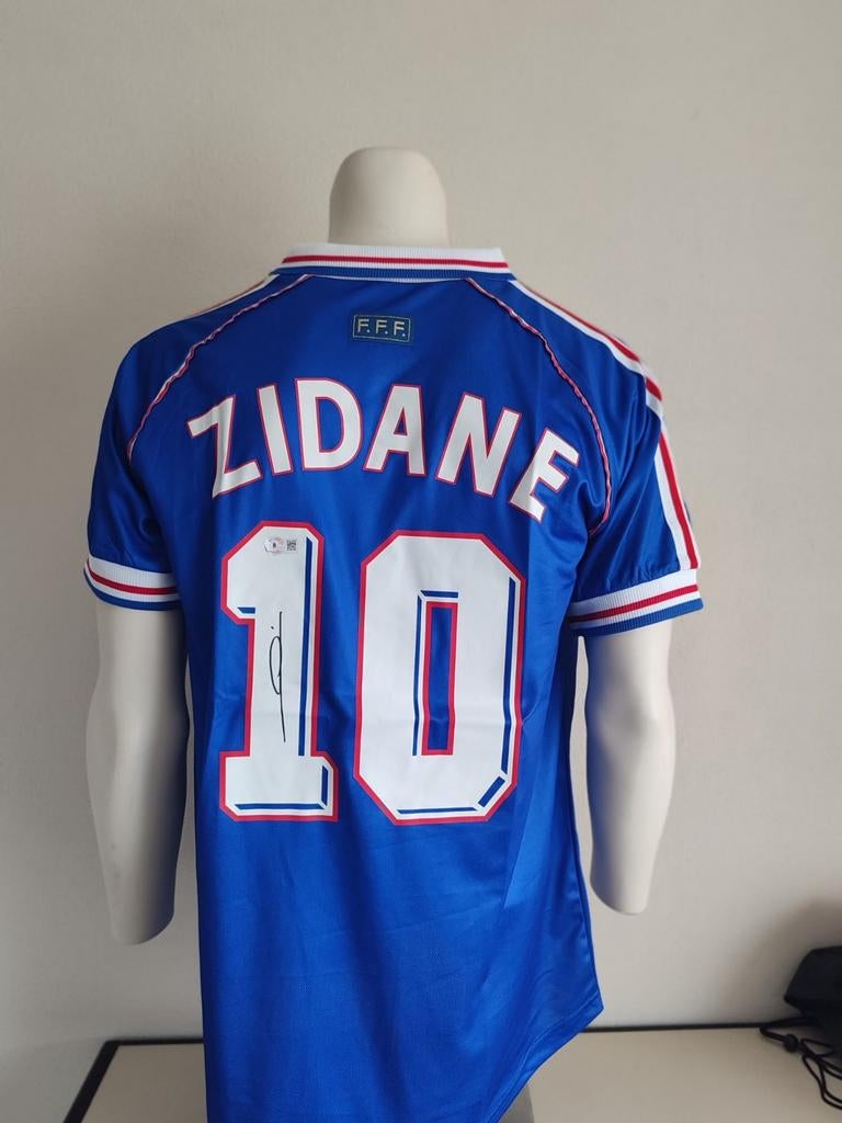 Zinedine Zidane gesigneerd Frankrijk shirt met Beckett coa, Verzamelen, Sportartikelen en Voetbal, Ophalen of Verzenden, Nieuw