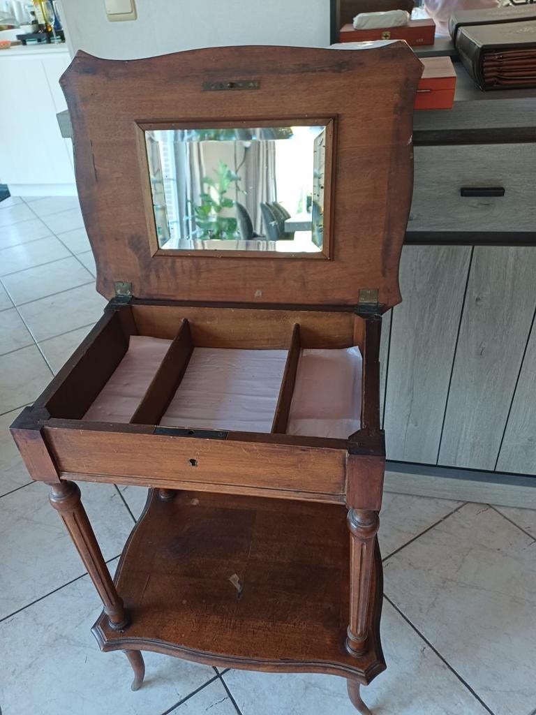 armoire à miroir ancienne, Enlèvement