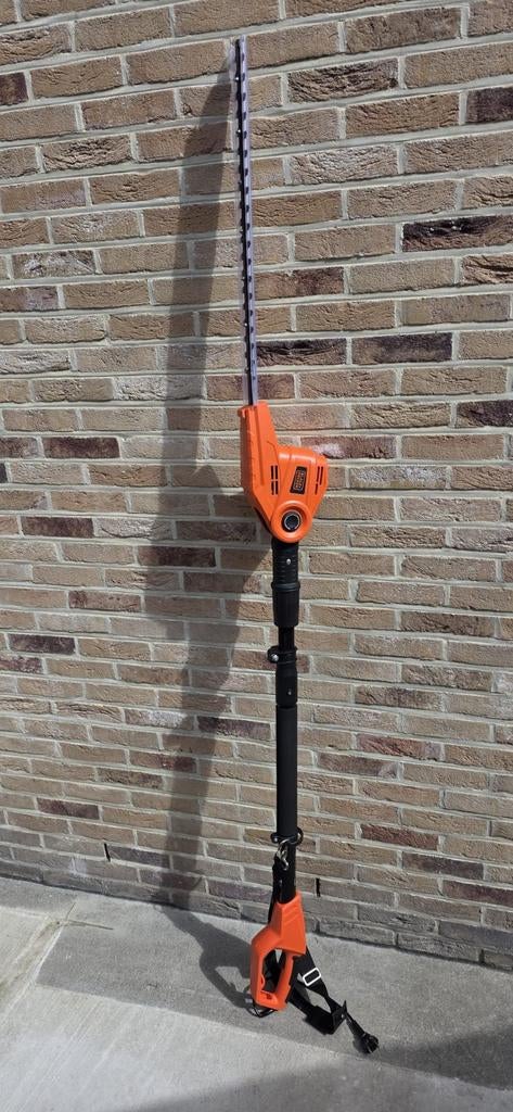 Electrische heggeschaar, Tuin en Terras, Heggenscharen, Ophalen, Gebruikt, Elektrisch, Black & Decker