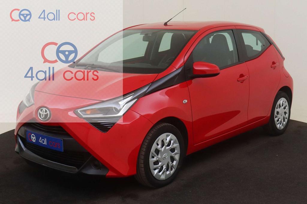 Toyota Aygo 3319 x-Red, AIRCO CAM BT CRUISE, 1.0VVT-i, Auto's, 4 zetels, Stof, Gebruikt, Euro 6