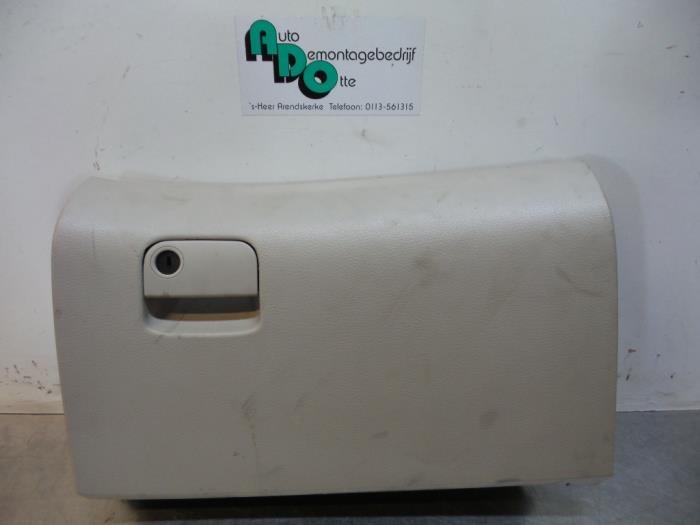 Dashboardkastje van een Subaru Legacy (Legacy 04-), Subaru, Gebruikt, -, -