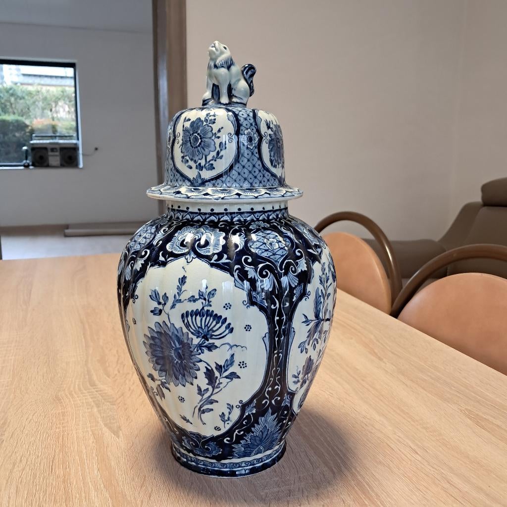 Antieke vaas met deksel in Delfts blauw, Antiek en Kunst, Antiek | Vazen, Ophalen