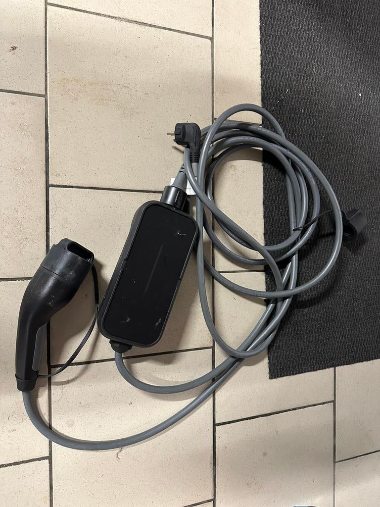 Flexible Fast Charger, Ophalen, Zo goed als nieuw