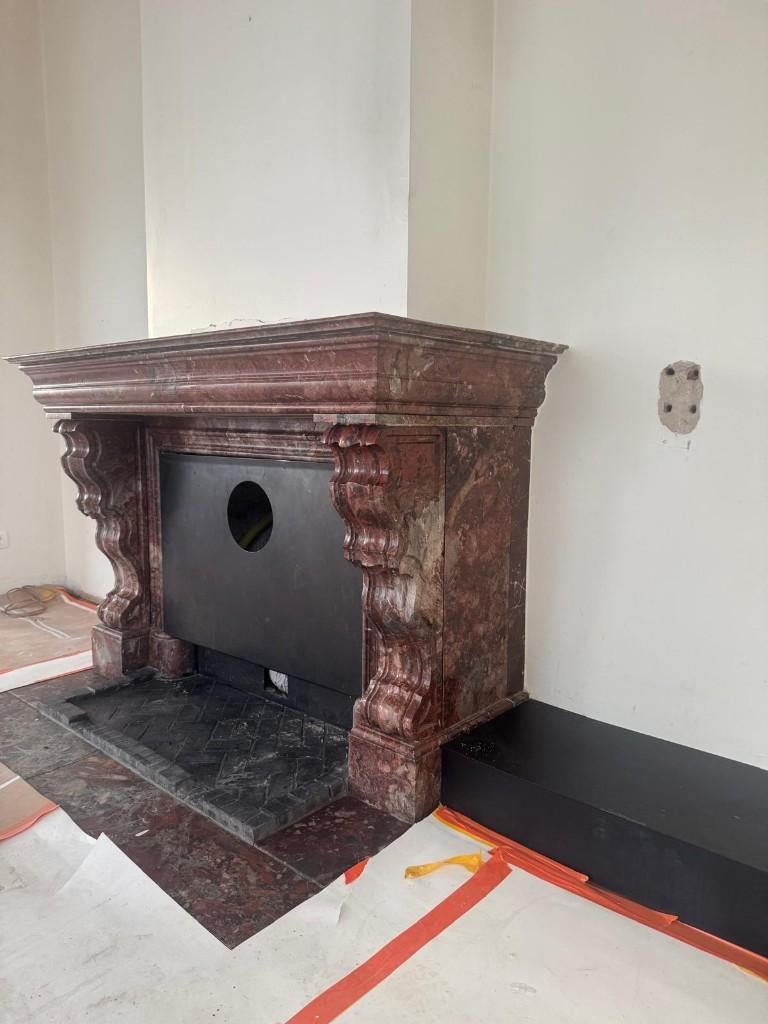 Cheminée ancienne en marbre d'acajou, Enlèvement, Utilisé