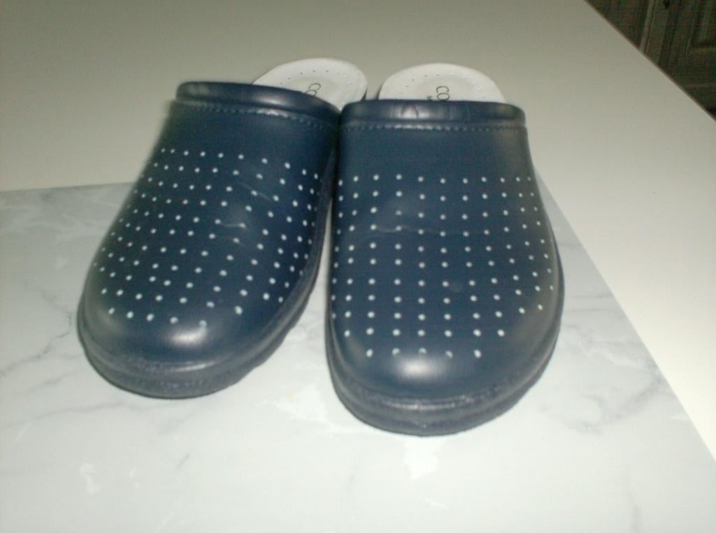 mooie slippers maat 39 nieuw comfort, Neuf, Enlèvement ou Envoi, MSF Comfort, Bleu