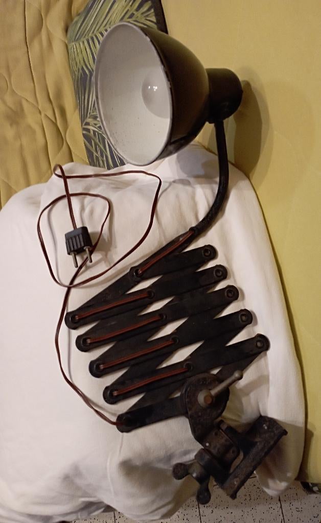 Rare lampe Erpe design industriel Bauhaus dans son jus, Antiek en Kunst, Ophalen