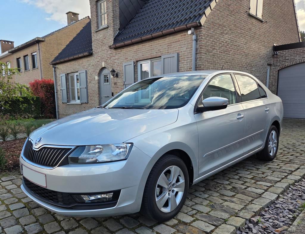 Skoda Rapid 1.0/1 unité/16 dkm ! /Climat/Croisière/Siège., Autos, Argent ou Gris, Achat, Euro 6, Entretenue par le concessionnaire