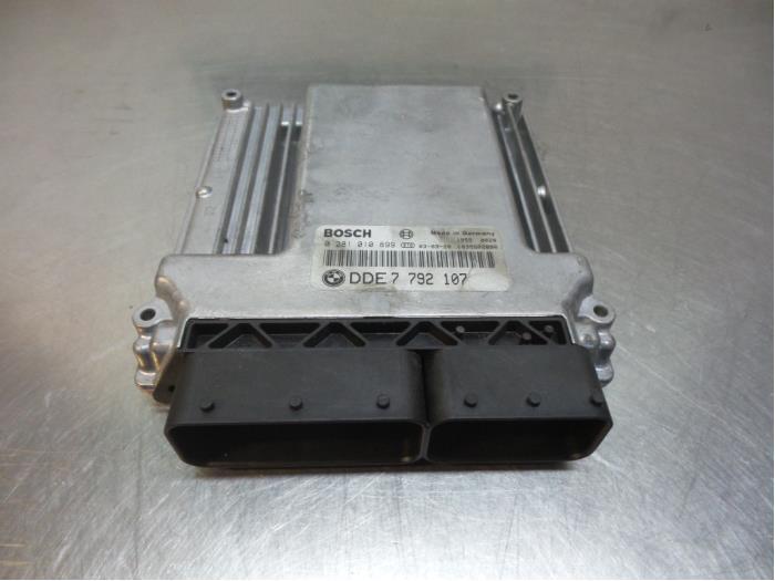 Ordinateur gestion moteur d'un BMW 7-Serie (7-Serie 02-), -, 3 mois de garantie, Utilisé, -