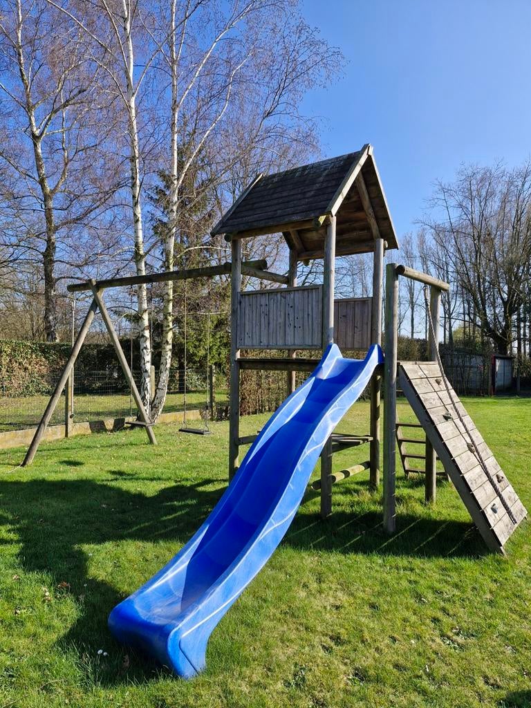 Houten speelhuis, Kinderen en Baby's, Speelgoed | Buiten | Speeltoestellen, Ophalen, Glijbaan