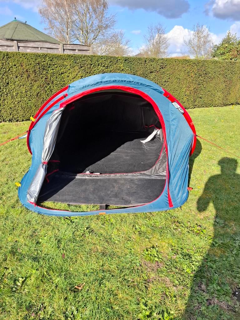 Tent Quechua 2 seconds, Caravans en Kamperen, Ophalen, Zo goed als nieuw, Tot en met 2