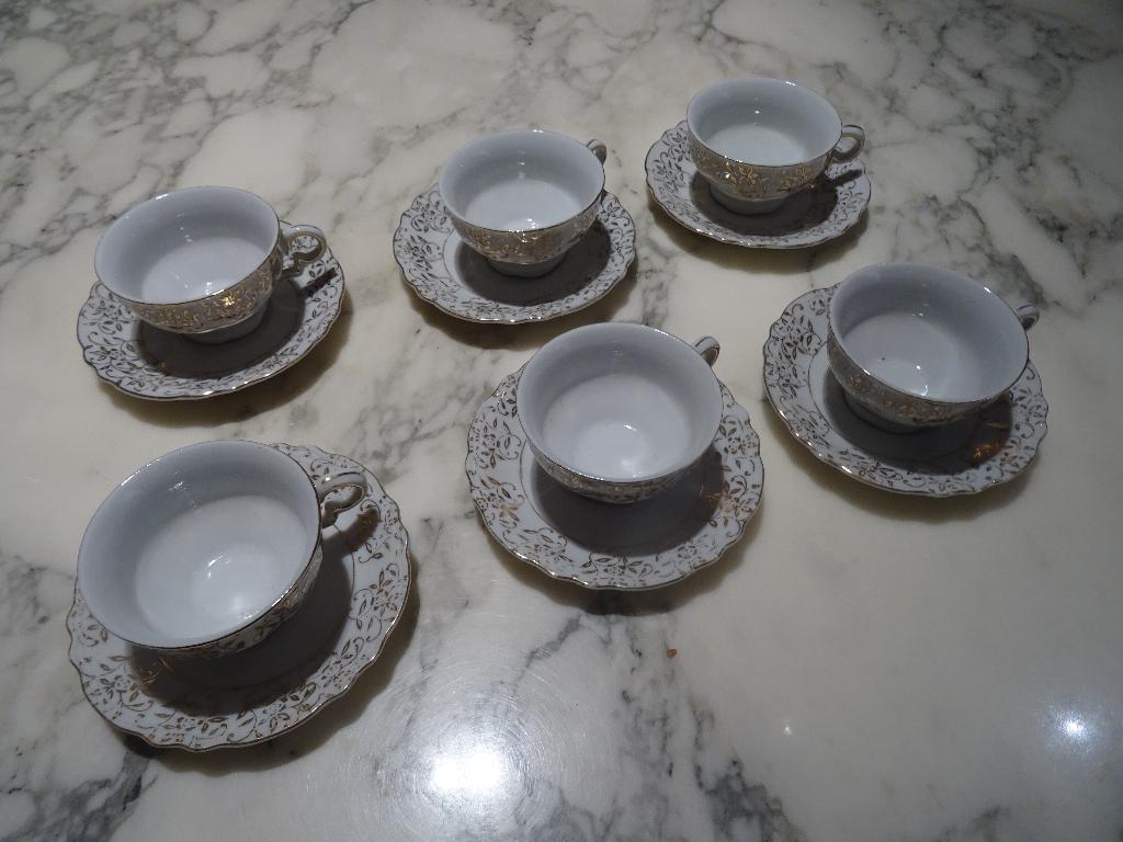 Koffieset van wit en goud porselein uit de 20e eeuw, Ophalen of Verzenden