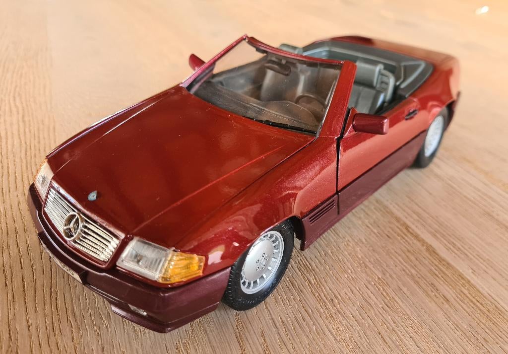 Mercedes-Benz 500 SL Maisto Schaalmodel 1:18, Ophalen, Maisto