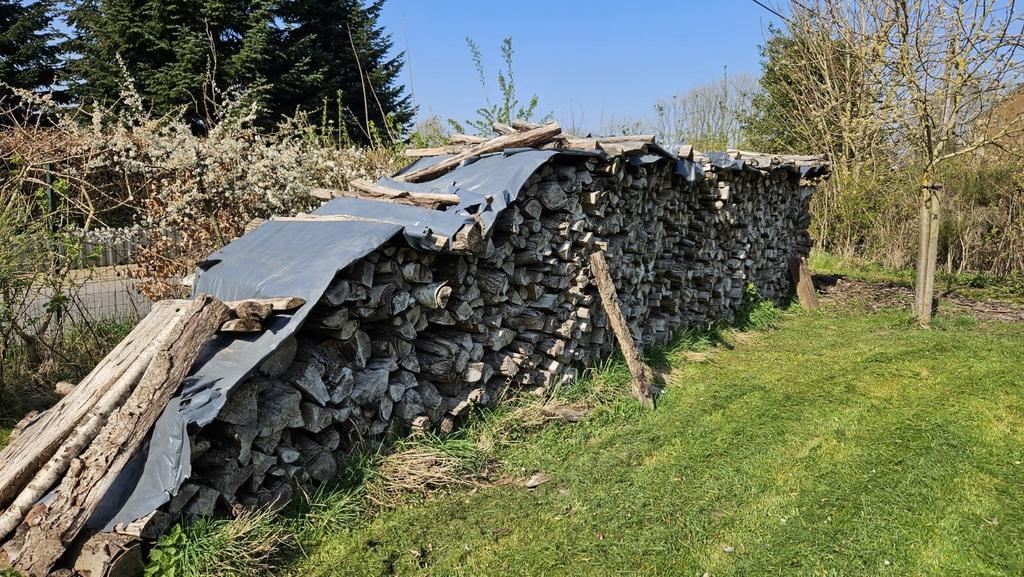 11 stères de Bois de chauffage sec, Bricolage & Construction