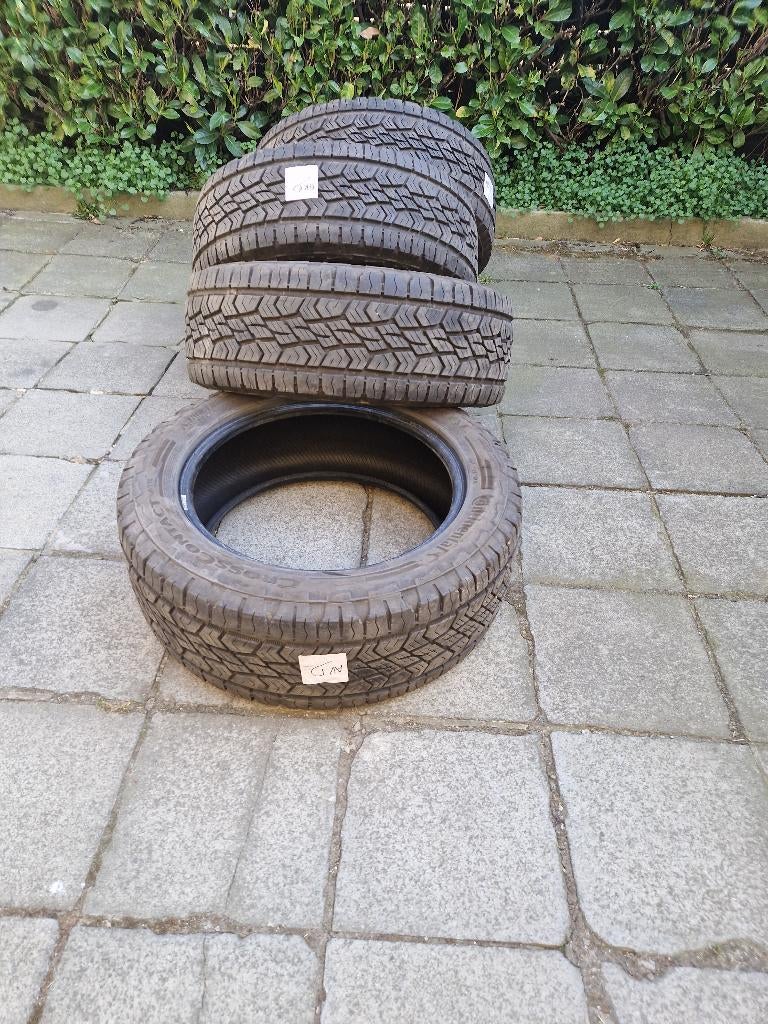 Pneus  235 55 18, Neuf, 4 Saisons, Véhicule de tourisme, Enlèvement