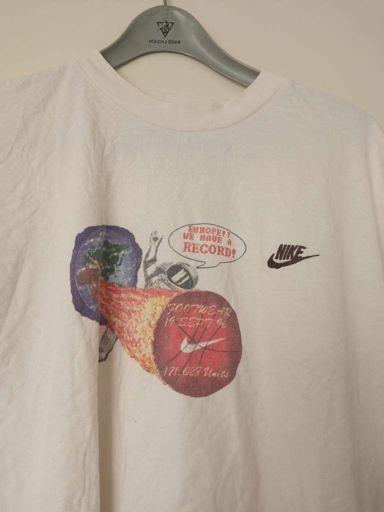 T-shirt Nike Vintage Xl Europe, nous avons un record le 9 se, Enlèvement ou Envoi, Taille 56/58 (XL), Nike, Porté