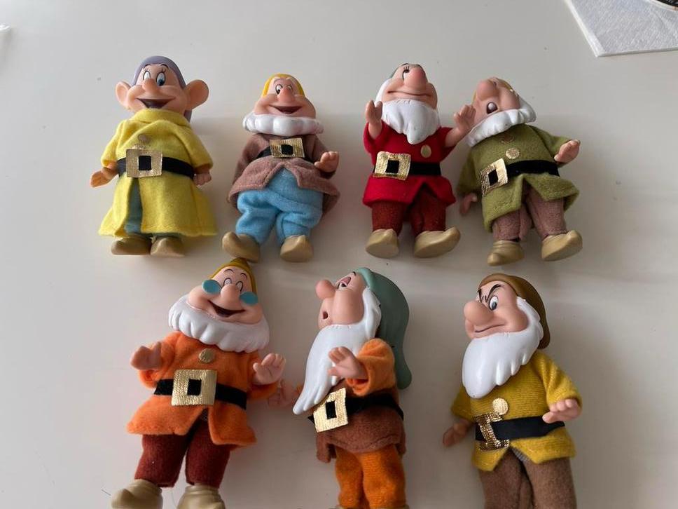 7 nains, Envoi, Comme neuf