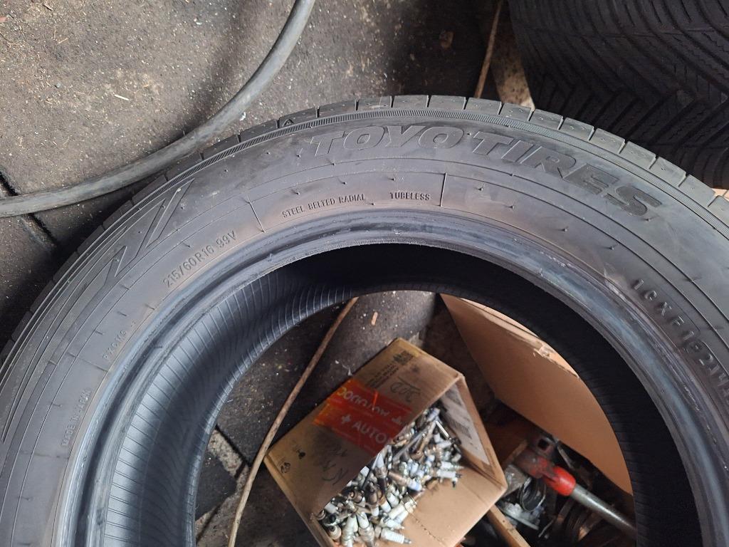 2 Pneus été Toyo 215/60R16, 215 mm, 16 pouces, Véhicule de tourisme, Pneus été