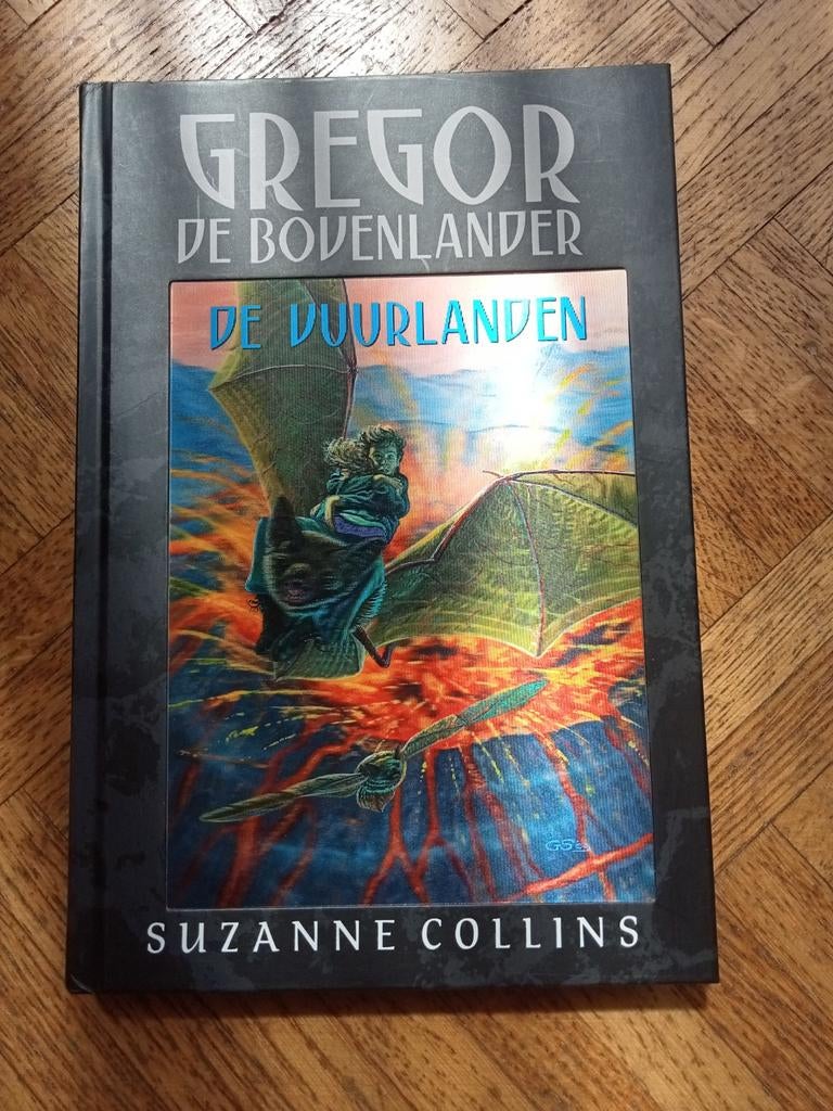 Suzanne Collins:: Gregor de bovenlander 4 - De vuurlanden, Boeken, Ophalen of Verzenden, Gelezen