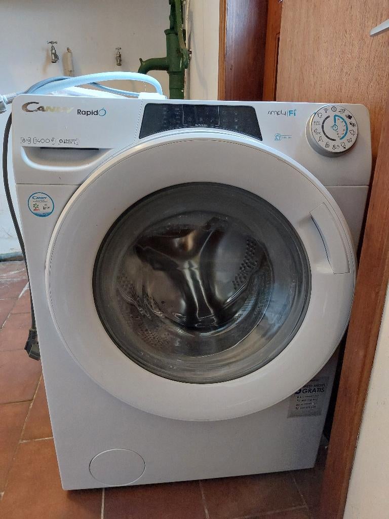 wasmachine Candy, Electroménager, Lave-linge, 1200 à 1600 tours, Classe énergétique A ou plus économe, 85 à 90 cm, Comme neuf