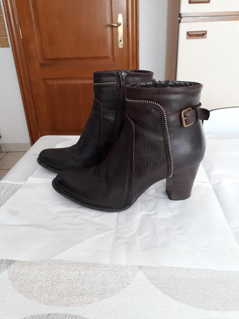 Bruine laarsjes, Bruin, Lage of Enkellaarzen, Ophalen of Verzenden, Zo goed als nieuw