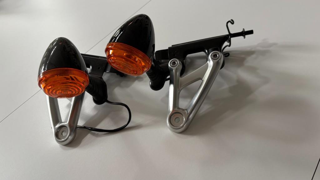 Paire de clignotants avant - Triumph Thruxton 1200R, Ophalen, Zo goed als nieuw