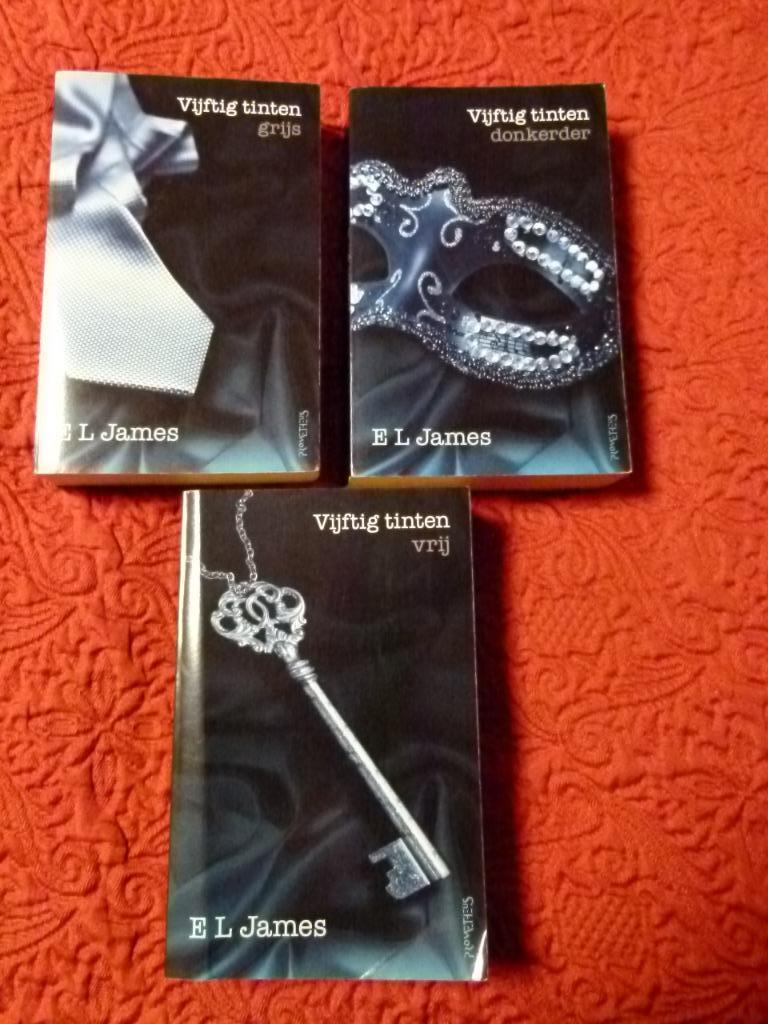 Trilogie "50 tinten" E.L. James, Boeken, Romans, Ophalen of Verzenden, Gelezen, E.L. James