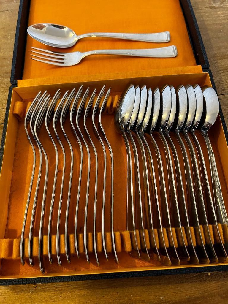 * vintage bestekkoffer in orginele doos, Antiquités & Art, Enlèvement ou Envoi