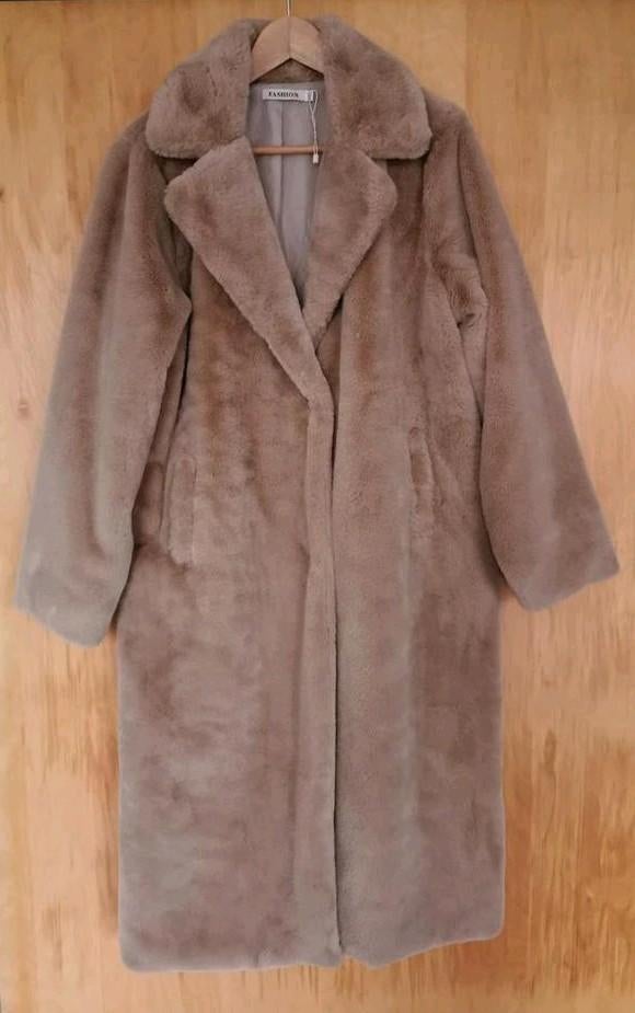 Beige bontjas - maat M/L, Enlèvement ou Envoi, Taille 38/40 (M), Beige