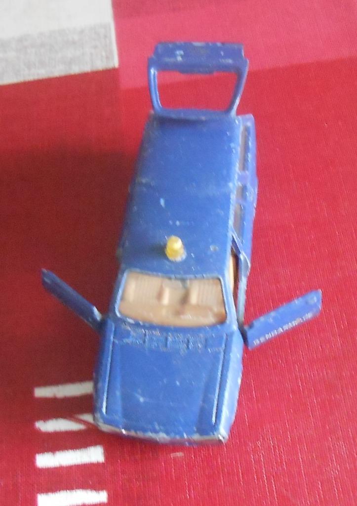 Kleine auto Solido - Peugeot 504 break - 1/43 - N 23, Ophalen of Verzenden, Gebruikt, Auto, Solido