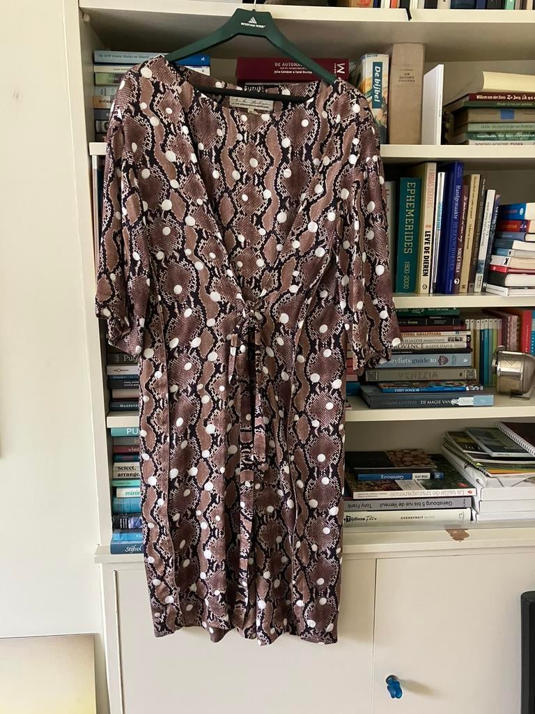 Tim Van Steenbergen iconische jurk m42, Ophalen of Verzenden, Zo goed als nieuw