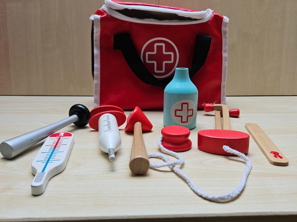 Trousse de médecin Janod, Enlèvement, Utilisé