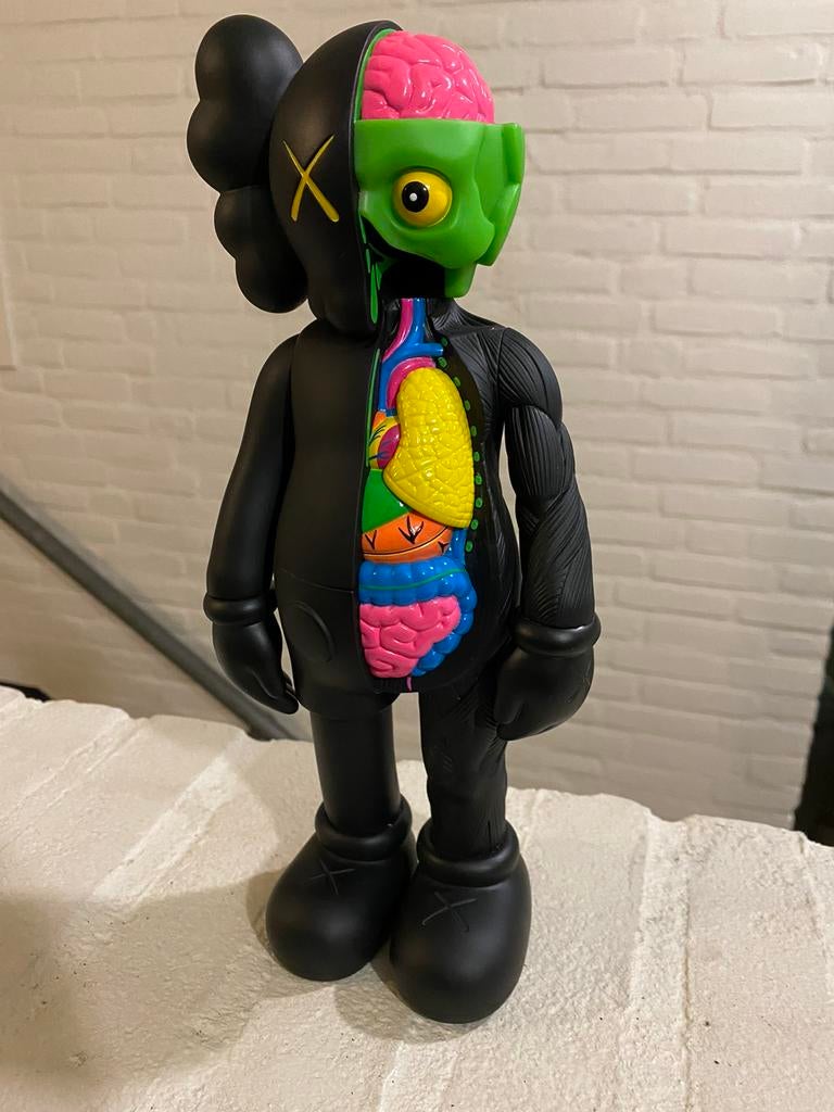 Kaws Open Edition 2016 Bearbrick Patta Parra Atmos, Enlèvement ou Envoi, Comme neuf