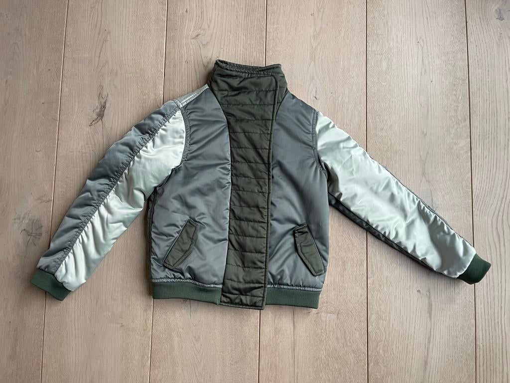 Kleding- Meisje- Communie (vestje,kleedje,schoent,blous,rok), Ophalen, Zo goed als nieuw