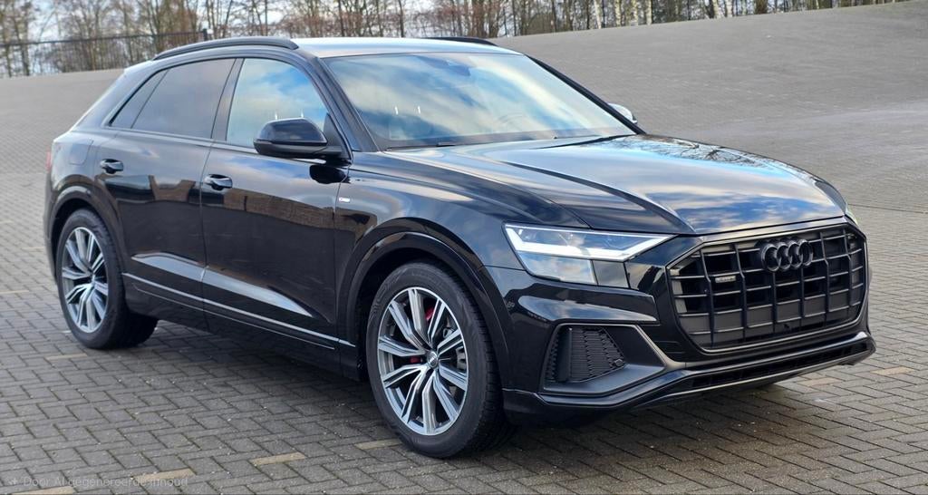 Audi Q8 50TDi Quattro S Line 1ste eigenaar  !, Auto's, Audi, Automaat, 2993 cc, Q8, Zwart