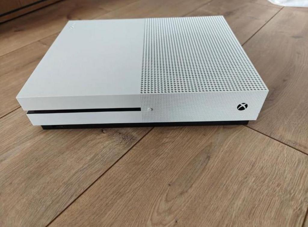 Xbox One S, Games en Spelcomputers, Spelcomputers | Xbox One, Ophalen, Xbox One S, Zo goed als nieuw, 1 TB