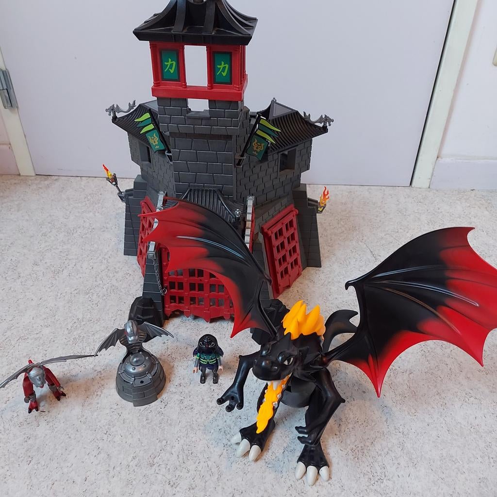 Playmobil draak en kasteel, Ophalen