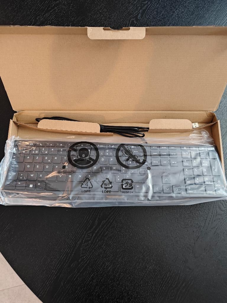 Keyboard + muis - bekabeld, Neuf, Azerty, Enlèvement, Filaire
